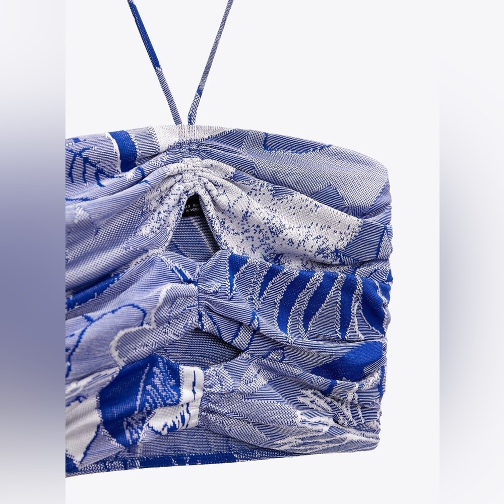 Top - Picture 2 of 4